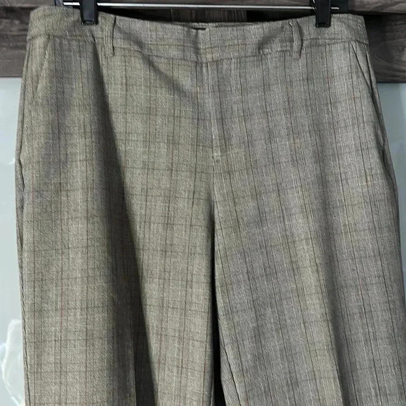 Dana Buchman Trousers, Plaid, Size 10 - Picture 3 of 9